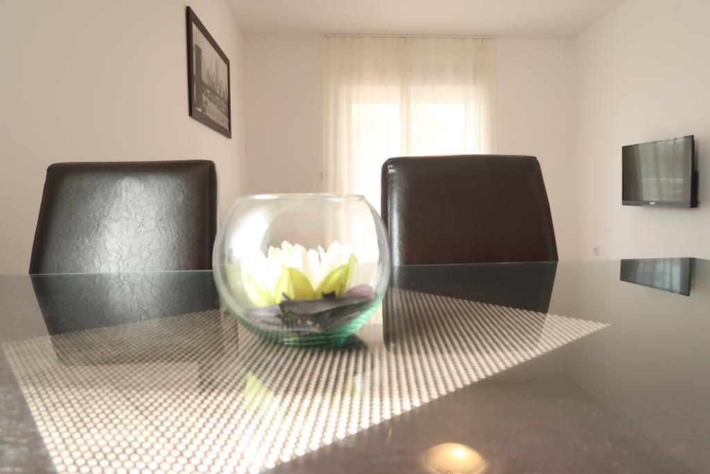 Villa Sunshine Трогир Екстериор снимка