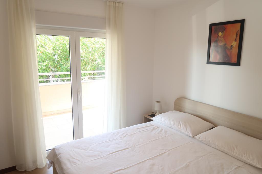 Villa Sunshine Трогир Екстериор снимка